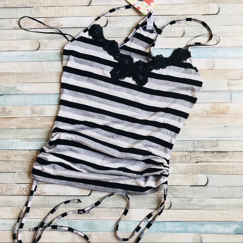 Size Large Tank Bundle - Picture 5 of 6